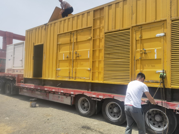 沙市发电机出租100KW发电机需要什么规格的电缆线？